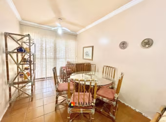 Apartamento de 03 dormitorios a venda em Guaruja..