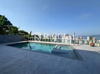 Casa a venda no Santa Terezinha com vista mar