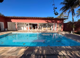 CASA COM 7 SUITES A VENDA NA PRAIA DE PERNMABUCO!