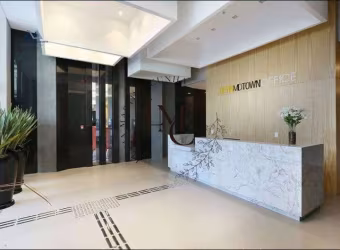 Sala Comercial à Venda na Barra Funda/Pacaembu - 32 m², sacada, 1  banheiro, 1 vaga