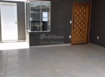 Excelente Casa Residencial para Venda - 2 Dormitórios / Avenida Parque - Cedral