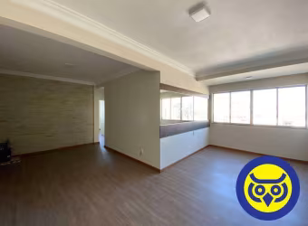Apartamento com 3 dormitórios em Barreiros