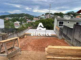 Sobrado à venda com 2 quartos 2 suítes, 126m² em Potecas São José