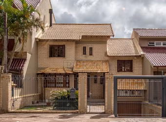 Casa com 4 quartos à venda na Rua Lloyd de Andrade Polidoro, 60, Ipanema, Porto Alegre por R$ 1.250.000