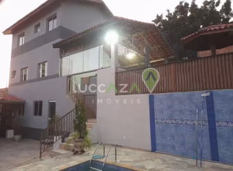 Imperdível oportunidade: Casa à venda em Jacareí-SP, bairro Chácaras Reunidas Igarapés, 2 quartos, 2 salas, 5 banheiros, 7 vagas, 255m².