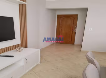 Apartamento com 3 quartos à venda no Jardim Ismênia, São José dos Campos  por R$ 373.000