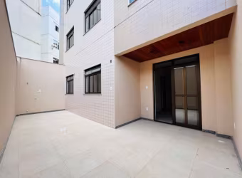 Apartamento de 02 quartos com área externa no Santa Helena