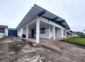 Casa com 4 quartos à venda na 21 De Abril, 77, Glória, Osório, 180 m2 por R$ 450.000