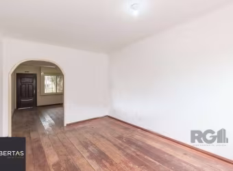 Casa 4 dormitórios à venda Chácara das Pedras Porto Alegre/RS