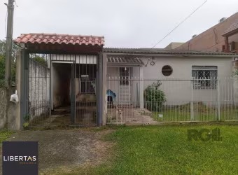 Casa 2 dormitórios à venda Mário Quintana Porto Alegre/RS