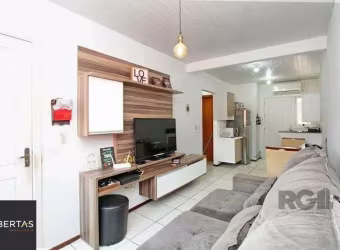 Excelente casa de 45m² com 1 dormitório e 1 vaga no bairro Hípica.