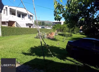 Casa para Venda - 69m², 2 dormitórios, 5 vagas - Vila Nova
