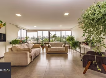 Casa de 484m², 4 dormitórios, 8 vagas no bairro Chácara das Pedras!