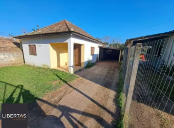 Casa à venda 2 dormitórios 3 vagas no Bairro Lami Porto Alegre RS