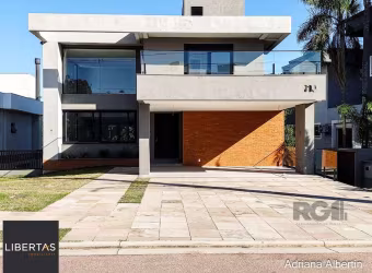 Casa Condominio para Venda - 349m², 3 dormitórios, sendo 3 suites, 2 vagas - Alp