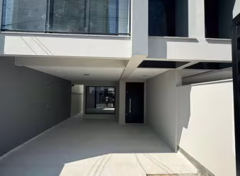 Casa com 3 quartos à venda na Avenida Leoberto Leal, 212, Barreiros, São José por R$ 980.000