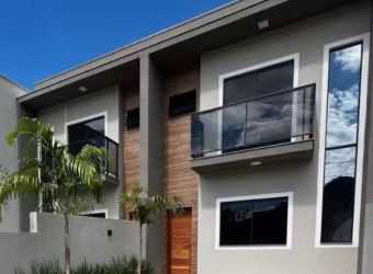 Casa com 3 quartos à venda na Avenida Valdemar Schmidt, 91, Forquilhas, São José por R$ 480.000