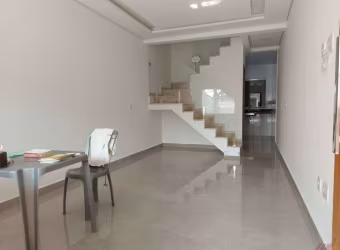 Sobrado novo triplex -Locação ou venda - 3 suites, 2 vagas e Área Gourmet - 100 mts da Av.Guapira