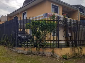 Sobrado Padrão para Venda em Capão Raso Curitiba-PR