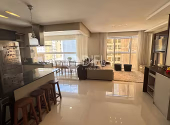 Apartamento com 3 suÍtes e 2 vagas , Meia Praia, Itapema - SC
