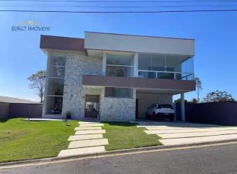 Linda Casa!! Disponível para venda e locação, localizado no Condomínio Recanto Santa Bárbara em Jambeiro - SP.