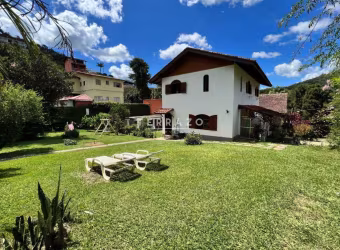 Casa à venda, 4 quartos, 1 suíte, 2 vagas, Golfe - Teresópolis/RJ