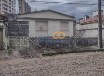 Casa Para Vender com 3 quartos 2 suítes no bairro São João do Tauape em Fortaleza