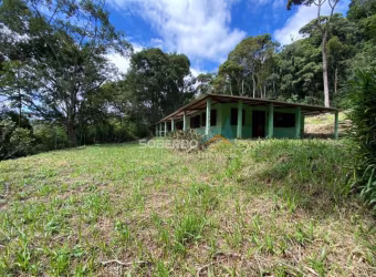 Sítio com 70.000 m2, 2 Casas Simples, Vargem Grande, Teresópolis, RJ