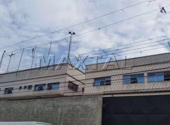 Galpão a venda na Casa Verde, 3600m², 4 salas, 2 banheiros e 10 vagas.