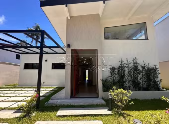 Linda casa alto padrão com 3 dormitórios e espaço gourmet no Horto Florestal em Ubatuba!