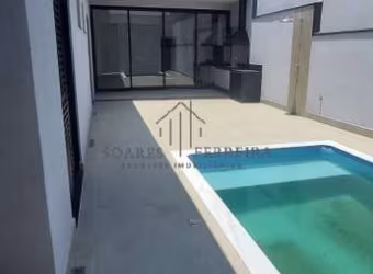 LINDA CASA TÉRREA COM 03 SUITES, ESCRITORIO E PISCINA EM CONDOMINIO FECHADO - PARK GRAN RESERVE