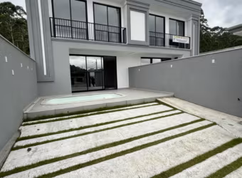Amplo sobrado no bairro São Francisco de Assis, loteamento de terras altas     !!