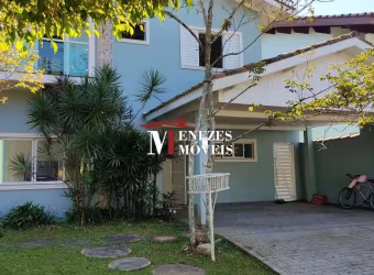 Casa a venda em Condomínio Fechado em Bertioga - Ref. 1033