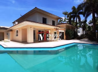 Casa a venda em Condomínio Fechado Hanga Roa ref. 2068