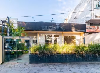 Casa comercial para Venda na Rua Gomes de Freitas, imediações do Triangulo da Assis Brasil. &lt;BR&gt;Local espaçoso e no fundo com piscina.