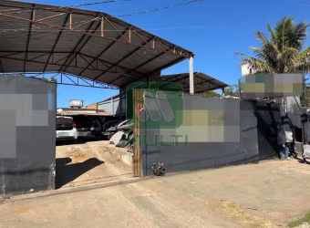 Casa comercial à venda no Santa Mônica, Uberlândia  por R$ 1.650.000