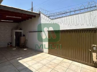 Casa com 3 quartos à venda no Brasil, Uberlândia  por R$ 750.000