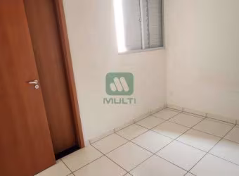 Apartamento com 2 quartos à venda no Portal do Vale, Uberlândia  por R$ 242.000