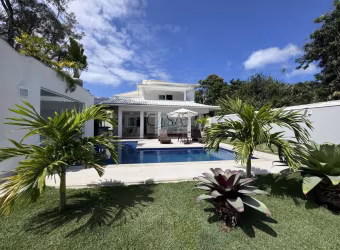 Alugo Temporada Linda casa 7 quartos na Praia de Geribá Armação dos Búzios