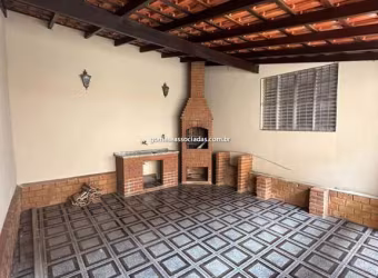 Sobrado para alugar em Jardim Batalha de 360.00m² com 4 Quartos, 2 Suites e 4 Garagens