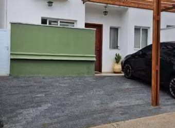 Casa para venda em Residencial Parque Dos Guarantãs de 240.00m² com 3 Quartos, 1 Suite e 2 Garagens