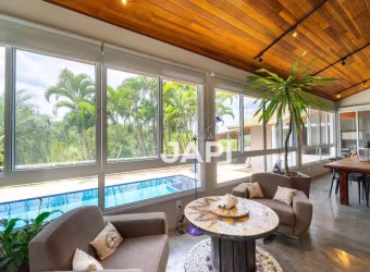 Casa para venda em Cajamar de 367.00m² com 4 Quartos, 4 Suites e 5 Garagens
