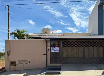 Casa para venda em Lívia de 180.00m² com 4 Quartos e 1 Suite