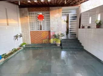 Sobrado para venda em Rudge Ramos de 199.00m² com 3 Quartos, 1 Suite e 2 Garagens