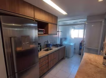Apartamento para venda em Centro de 70.00m² com 2 Quartos, 1 Suite e 2 Garagens