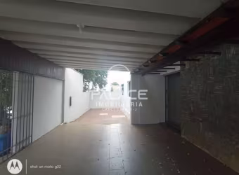 Casa para venda e aluguel em Centro de 274.00m² com 4 Quartos, 1 Suite e 4 Garagens