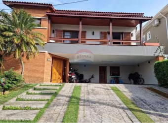 Casa de Condomínio para venda em Alphaville de 320.00m² com 3 Quartos e 3 Suites