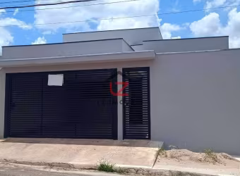Casa para venda em Residencial Girassol de 145.00m² com 3 Quartos, 1 Suite e 2 Garagens