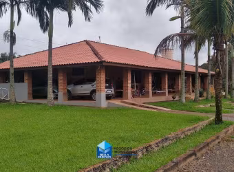 Chácara para venda em Centro de 240.00m² com 3 Quartos e 1 Suite