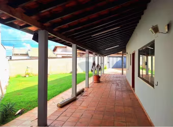 Casa para venda em Vila Esperança de 243.00m² com 3 Quartos, 2 Suites e 4 Garagens
